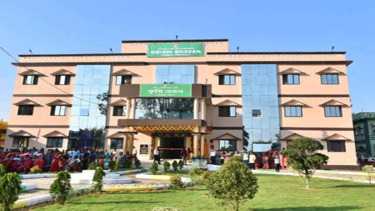 রক্তদান শিবির ঘিরে বিতর্কে উদয়পুর কৃষি ভবন: কৃষকদের স্বার্থ উপেক্ষার অভিযোগ