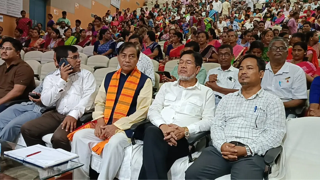 গ্রামীণ কর্মসংস্থানে বড় পদক্ষেপ! উদয়পুরের অনুষ্ঠানে উঠে এলো নতুন বার্তা
