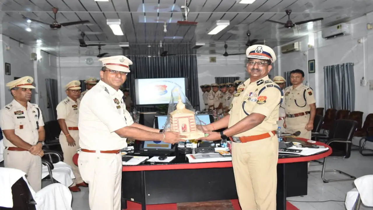 থানা পরিদর্শন করেন ত্রিপুরার ভারপ্রাপ্ত ডিজিপি ভি এস রাও
