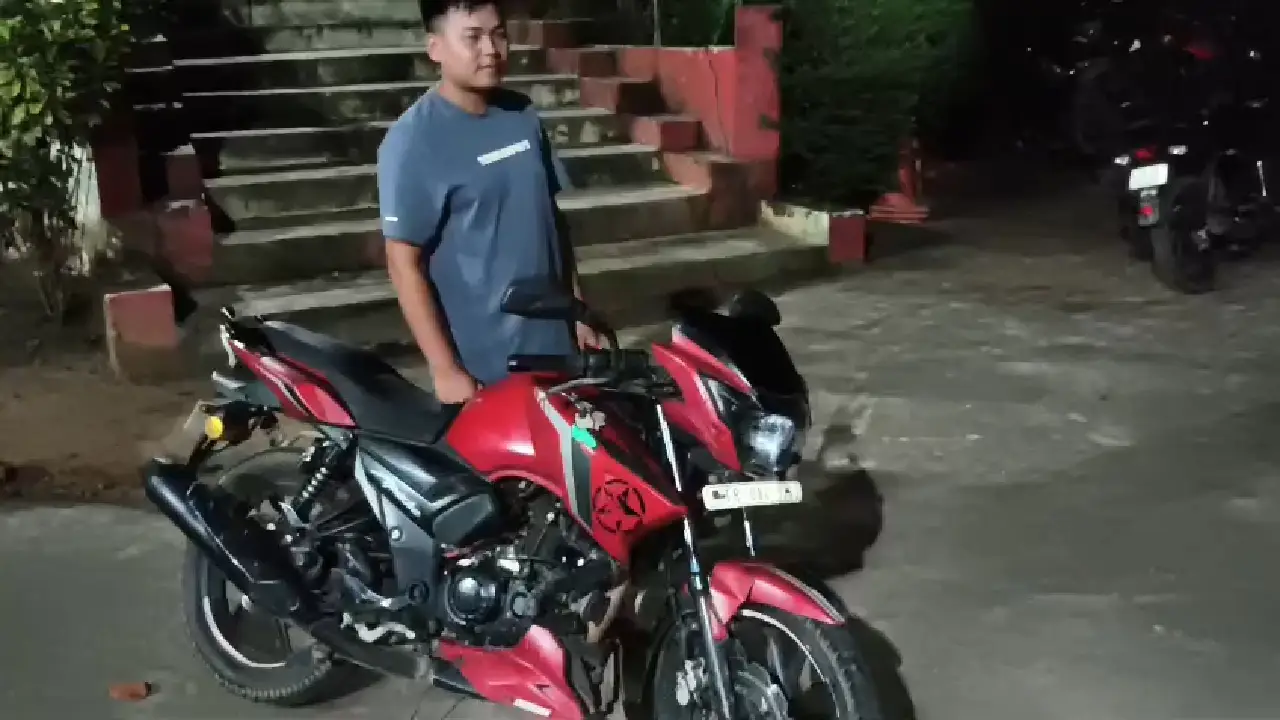কয়েক ঘণ্টার মধ্যেই চুরি যাওয়া বাইক উদ্ধার, শান্তিরবাজার পুলিশের তৎপরতায় স্বস্তি মালিকের