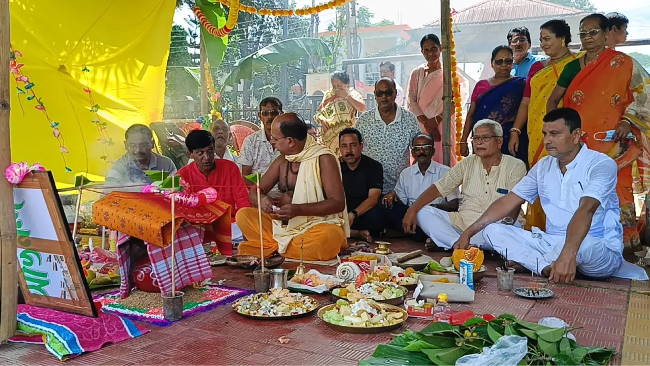 গঙ্গা পূজার মধ্য দিয়ে পবিত্র করা হলো জগন্নাথ দীঘির জলকে