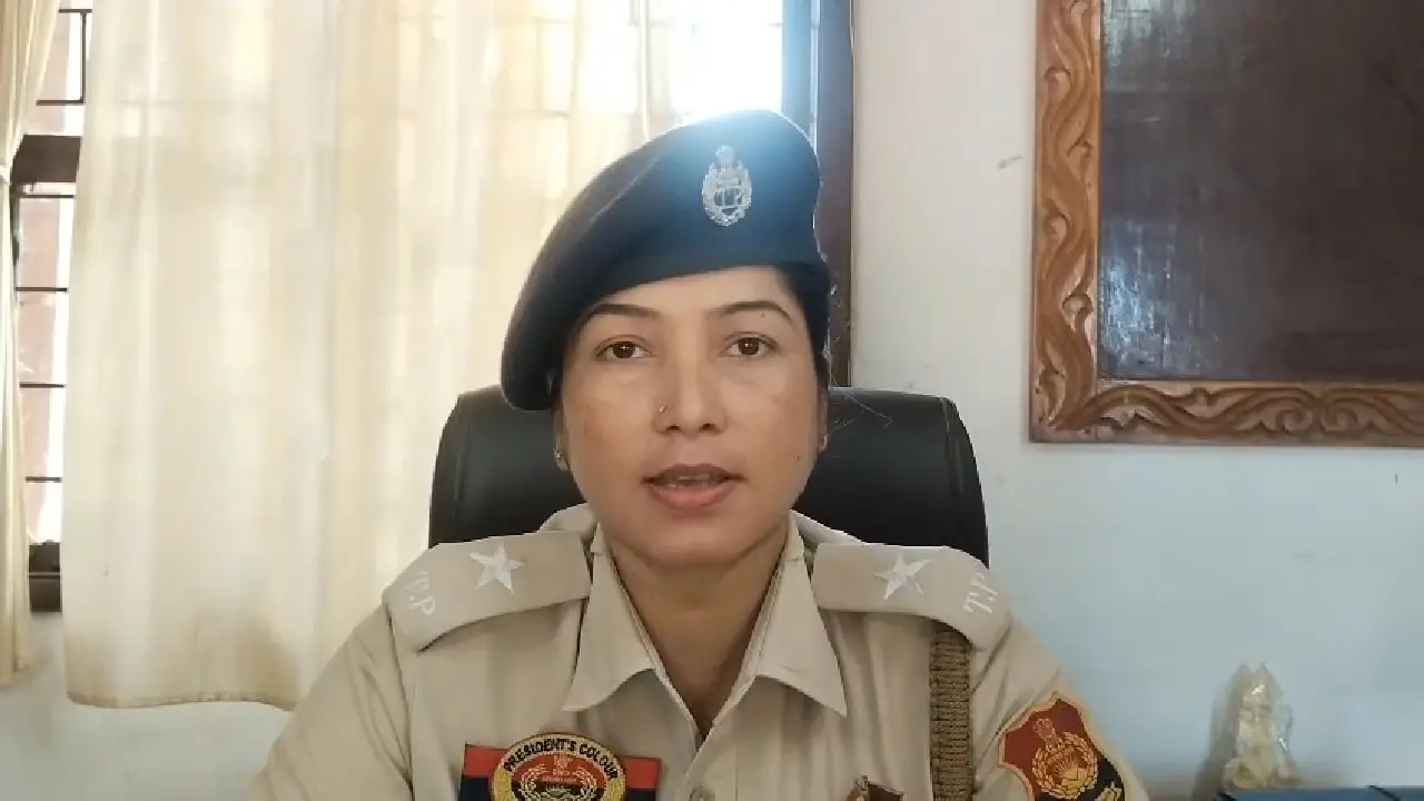 নাবালিকাকে শ্লীলতাহানির অভিযোগ, মা-বাবাকে মারধর ৪৮ ঘণ্টা পরও অভিযুক্তদের গ্রেফতার না হওয়ায় পুলিশের ভূমিকা নিয়ে প্রশ্ন?