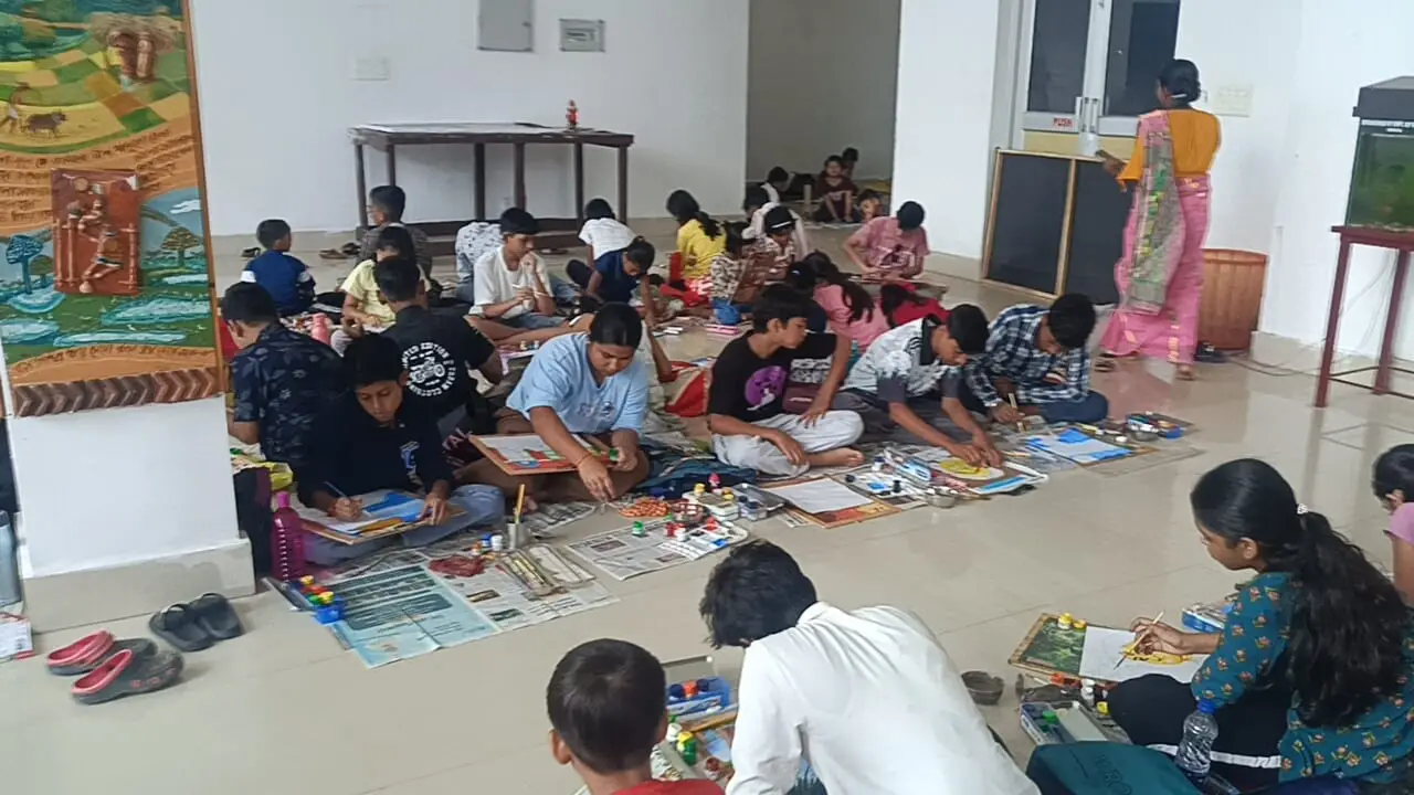 রাজ্যভিত্তিক বসে আঁকো প্রতিযোগিতায় ৫০০-রও বেশি খুদে শিল্পীর ধামাকা