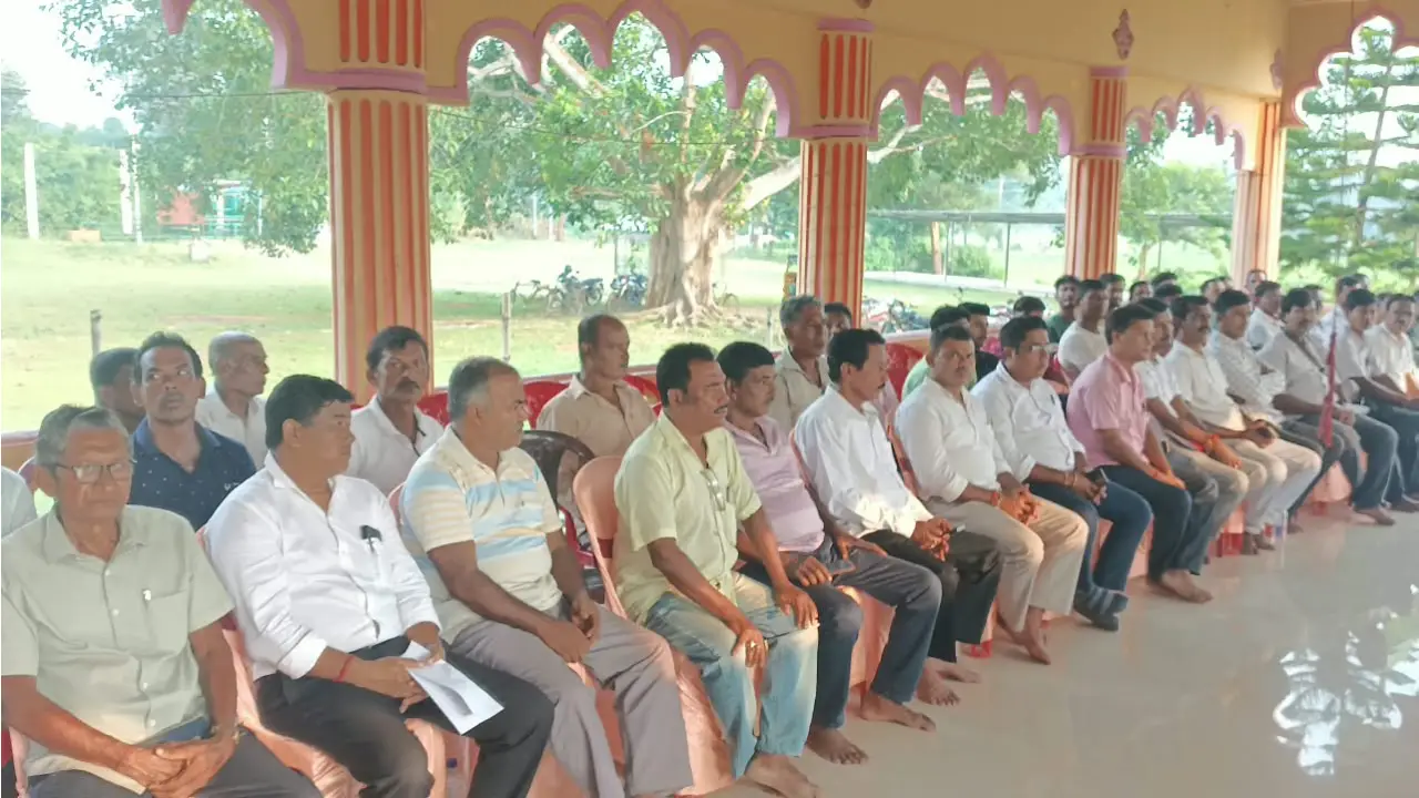 আসন্ন দীপাবলীকে কেন্দ্রকরে মুহুরীপুর রাজরাজেশ্বরী মন্দিরে এক আলোচনা সভা অনুষ্ঠীত করাহয়।