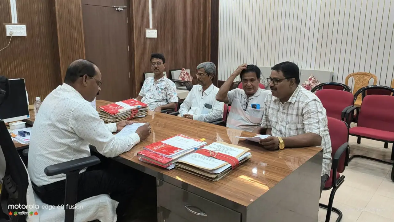 উদয়পুরের খসড়া ভোটার তালিকা ঘিরে সরব সিপিআই(এম), মহকুমা শাসকের কাছে উঠল একাধিক গুরুতর প্রশ্ন!