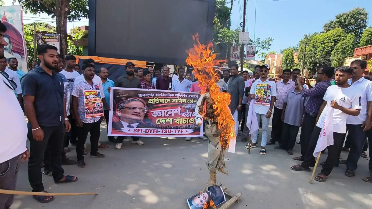 উদয়পুরে জ্ঞানেশ কুমারের পদত্যাগের দাবিতে ছাত্র-যুবদের মিছিল