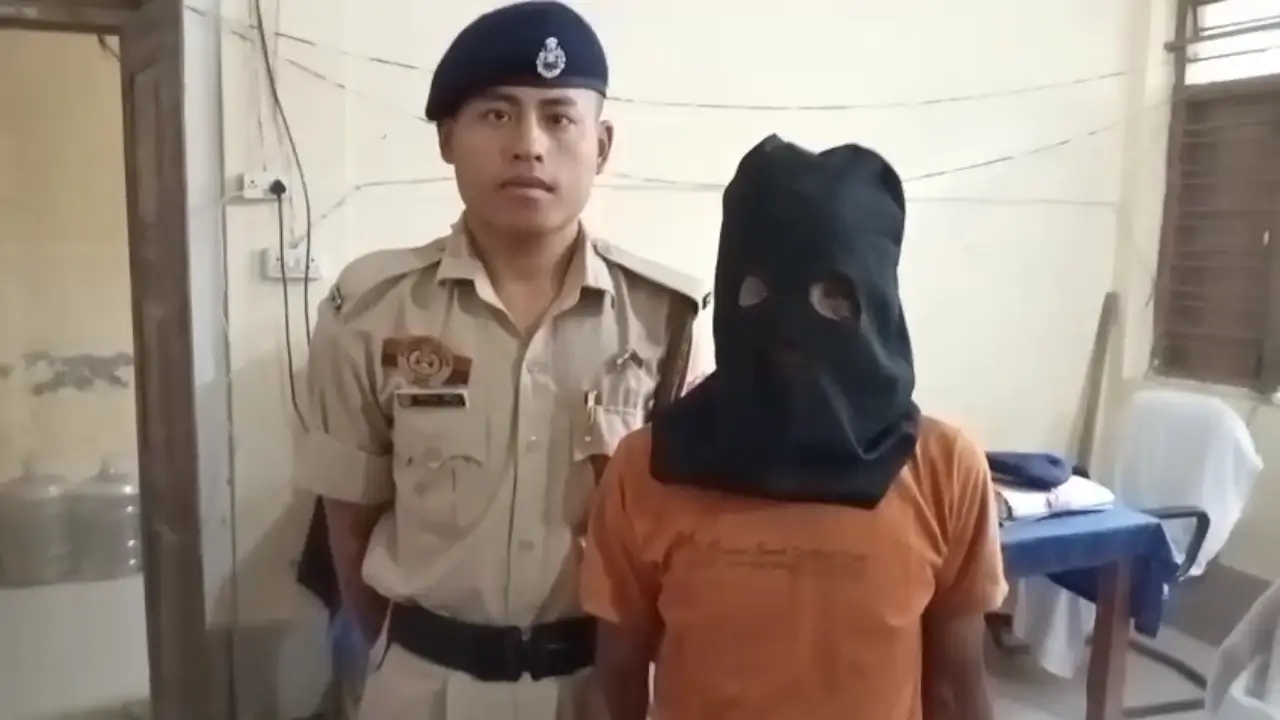 গোপন খবরের ভিত্তিতে যাত্রাপুর পুলিশের তল্লাশি, উত্তর মহেশপুরের ঘটনায় এলাকাজুড়ে চাঞ্চল্য!