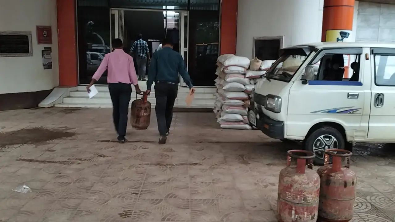 সংবাদ প্রকাশের পরই মহকুমা প্রশাসনের বড় অ্যাকশন!